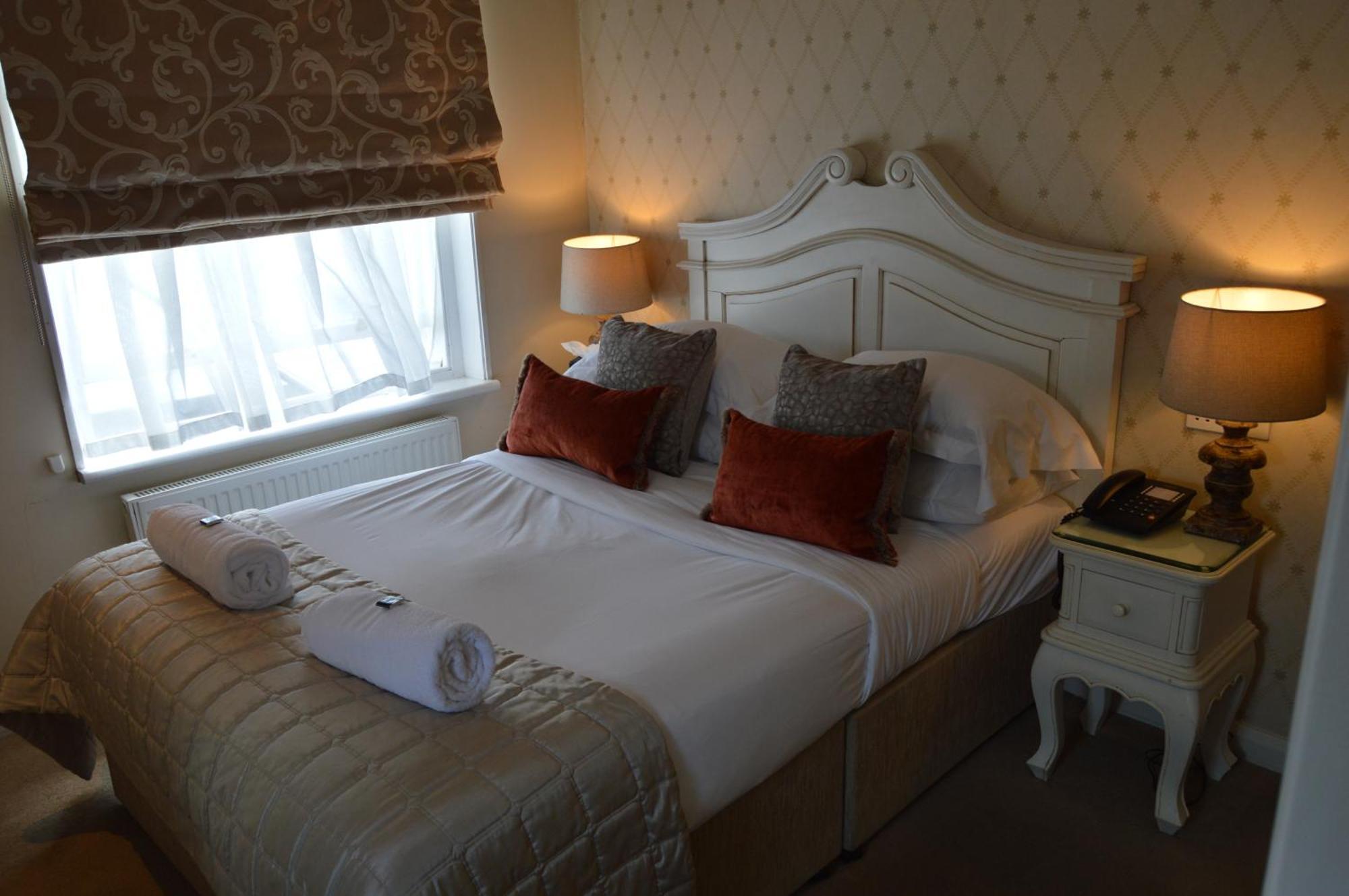 Le Bouchon Brasserie&Hotel Maldon Esterno foto