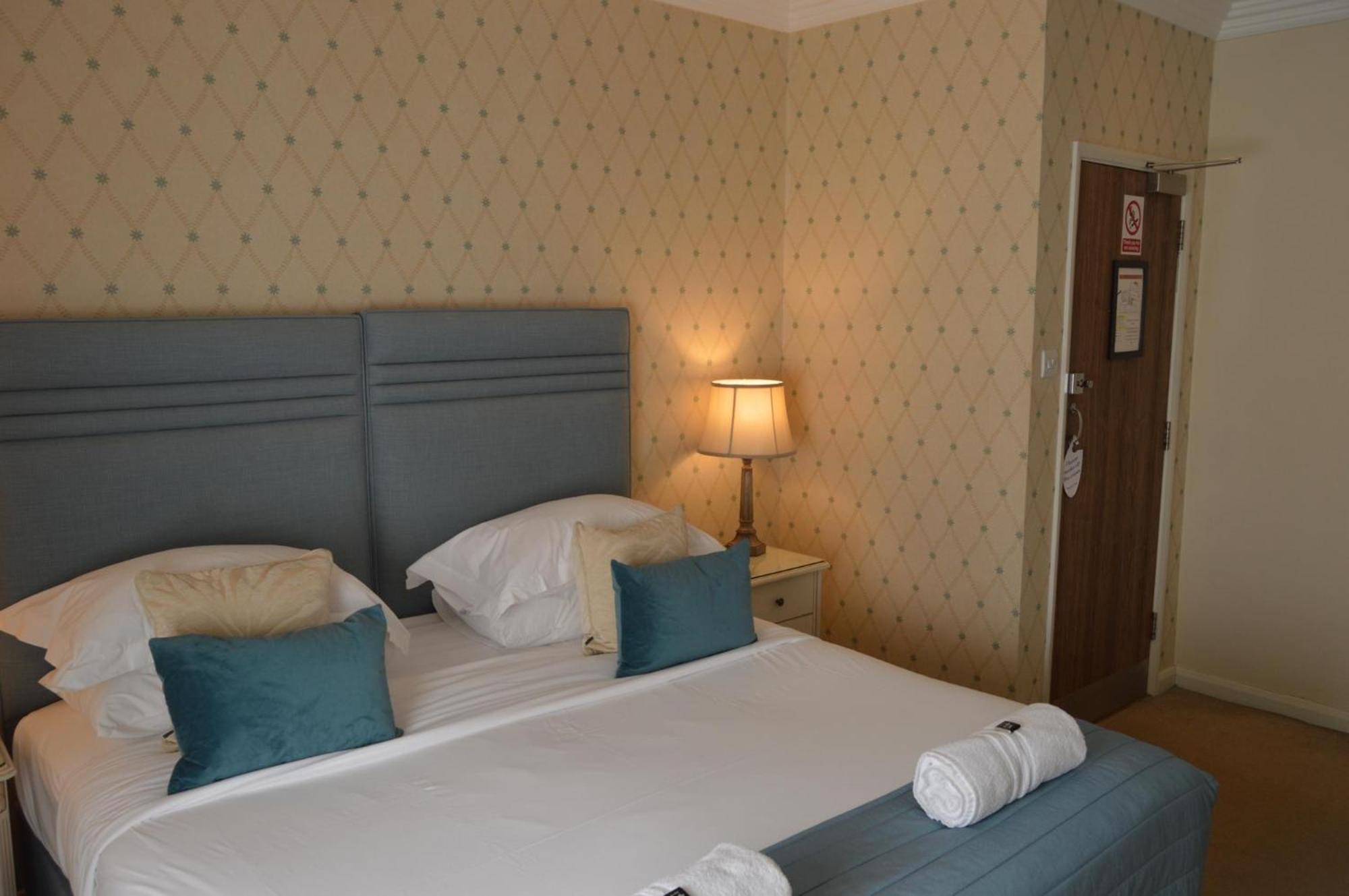 Le Bouchon Brasserie&Hotel Maldon Esterno foto